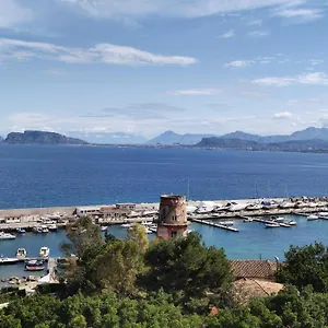 Rineddahouse Panoramico Vista Mare Con Parcheggio Privato Palermo