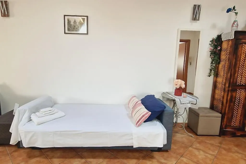 Home Indipendenza 2 Palermo Apartment
