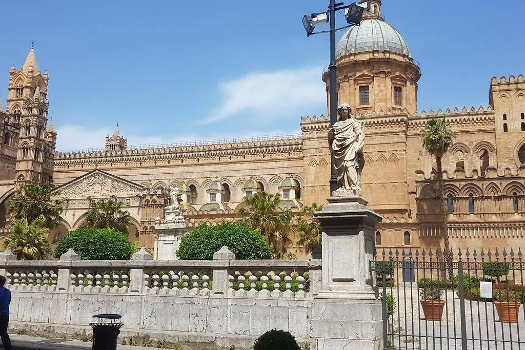 Apartment Home Indipendenza 2 Palermo